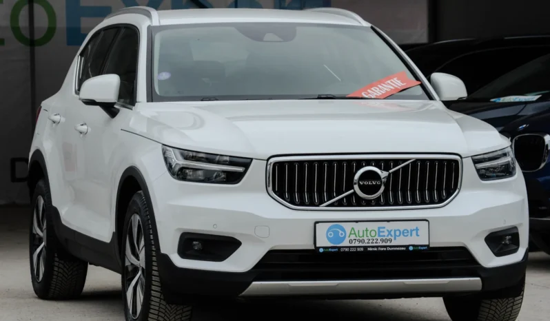 
								Volvo XC 40 T5 Recharge DKG Essential full									