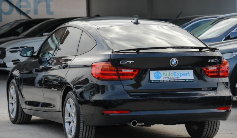 
								BMW Seria 3 320d Sport-Aut. Luxury Line full									