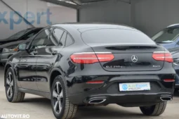 
										Mercedes-Benz GLC Coupe full									