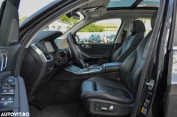 
										BMW X5 xDrive45e xLine full									