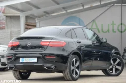 
										Mercedes-Benz GLC Coupe full									