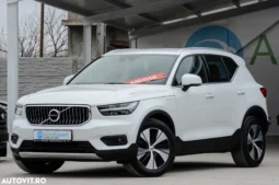 
										Volvo XC 40 T5 Recharge DKG Essential full									