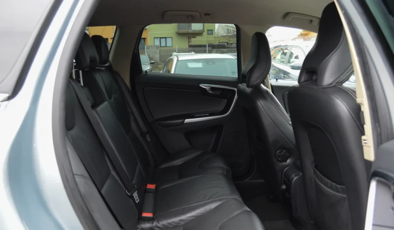 
								Volvo XC 60 D5 AWD Aut. RDesign full									
