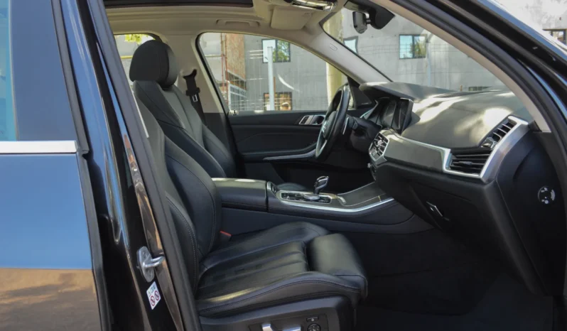 
								BMW X5 xDrive45e xLine full									