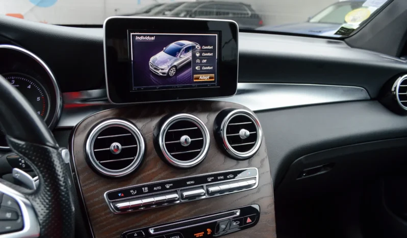 
								Mercedes-Benz GLC Coupe full									