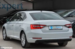 
										Skoda Superb 2.0 TDI DSG Essence full									