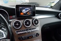 
										Mercedes-Benz GLC Coupe full									