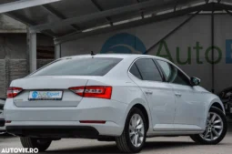 
										Skoda Superb 2.0 TDI DSG Essence full									