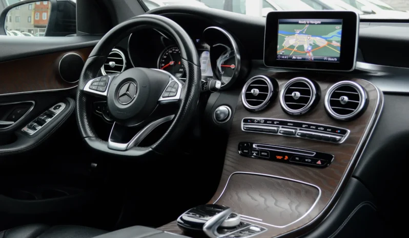 
								Mercedes-Benz GLC Coupe full									