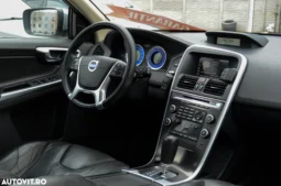 
										Volvo XC 60 D5 AWD Aut. RDesign full									