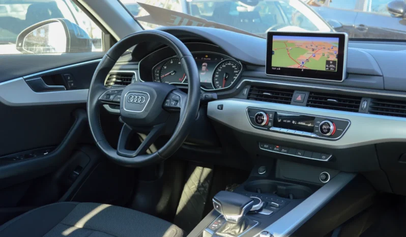 
								Audi A4 2.0 TDI DPF multitronic Ambiente full									