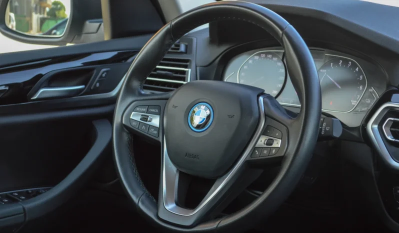 
								BMW X3 xDrive30e Aut. Luxury Line full									