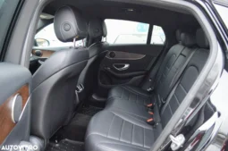 
										Mercedes-Benz GLC Coupe full									