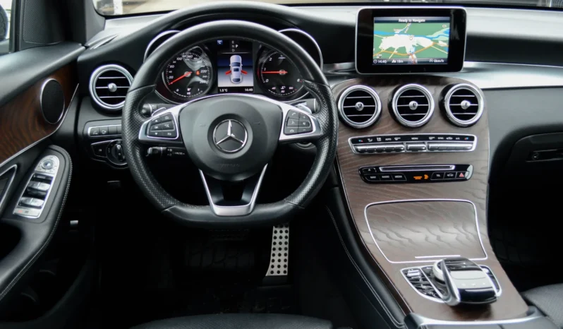 
								Mercedes-Benz GLC Coupe full									