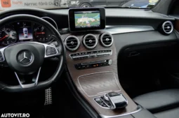 
										Mercedes-Benz GLC Coupe full									