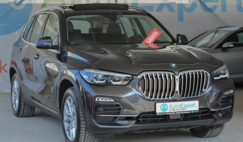 
								BMW X5 xDrive45e xLine full									