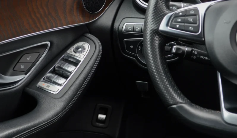 
								Mercedes-Benz GLC Coupe full									