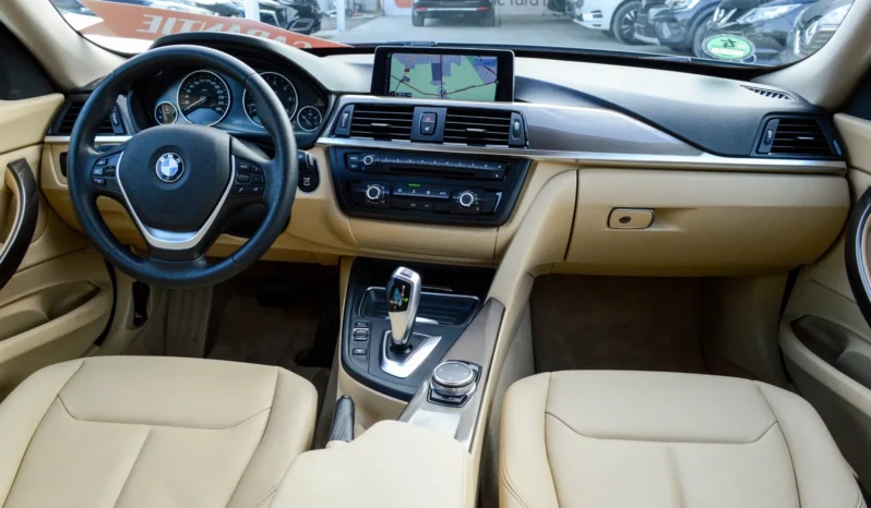 
								BMW Seria 3 320d Sport-Aut. Luxury Line full									