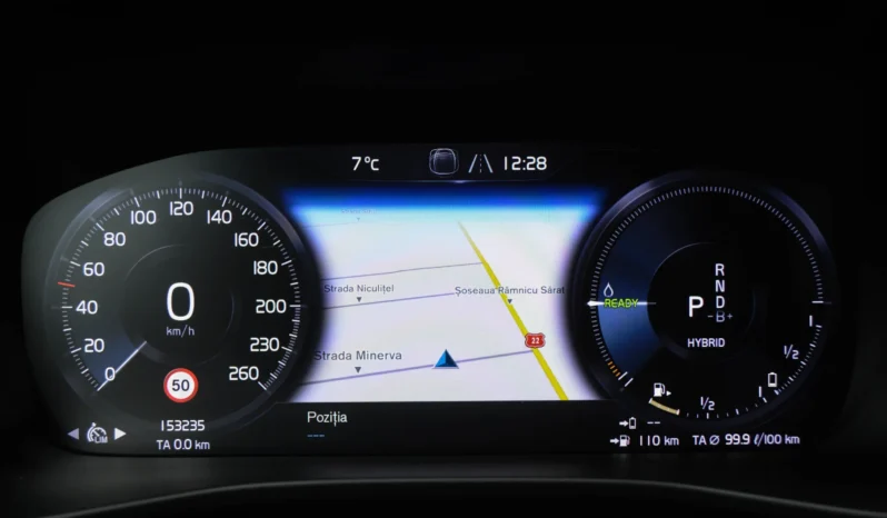 
								Volvo XC 40 T5 Recharge DKG Essential full									