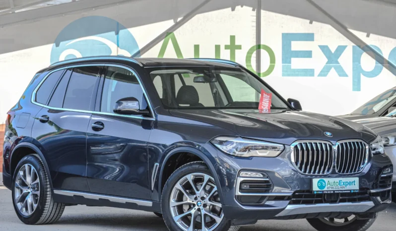 
								BMW X5 xDrive25d xLine full									
