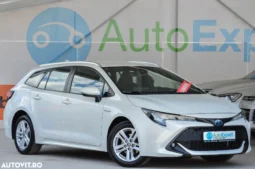 Toyota Corolla 1.8 HSD Business