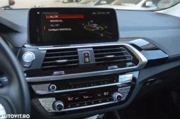 
										BMW X3 xDrive20d AT Luxury Line full									