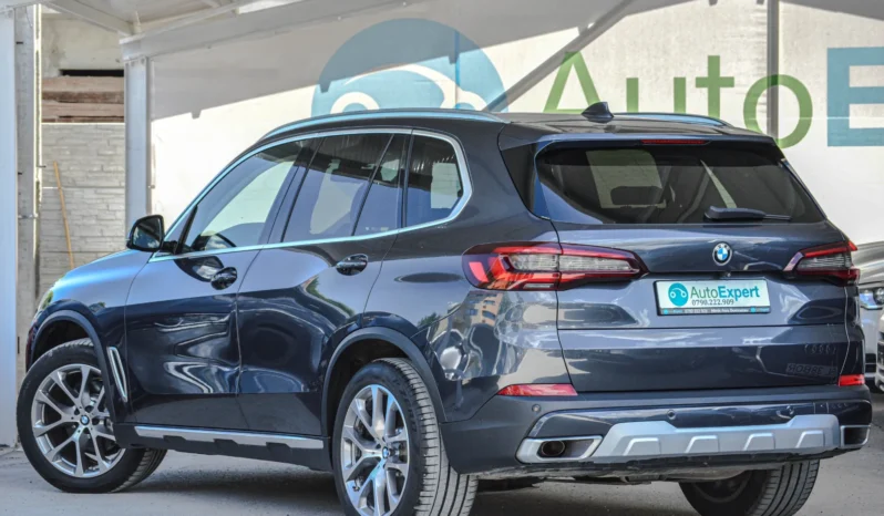 
								BMW X5 xDrive25d xLine full									