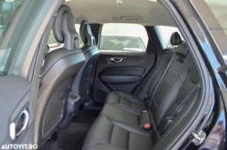 
										Volvo XC 60 D4 AWD Geartronic Momentum full									