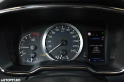 
										Toyota Corolla 1.8 HSD Business full									