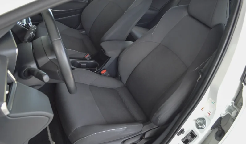 
								Toyota Corolla 1.8 HSD Business full									