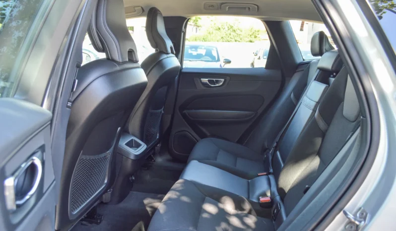 
								Volvo XC 60 D4 AWD Geartronic Momentum full									