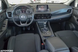 
										Nissan Qashqai 1.3 DIG-T MHEV N-Connecta full									