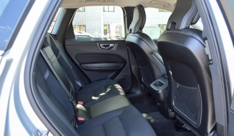 
								Volvo XC 60 D4 AWD Geartronic Momentum full									