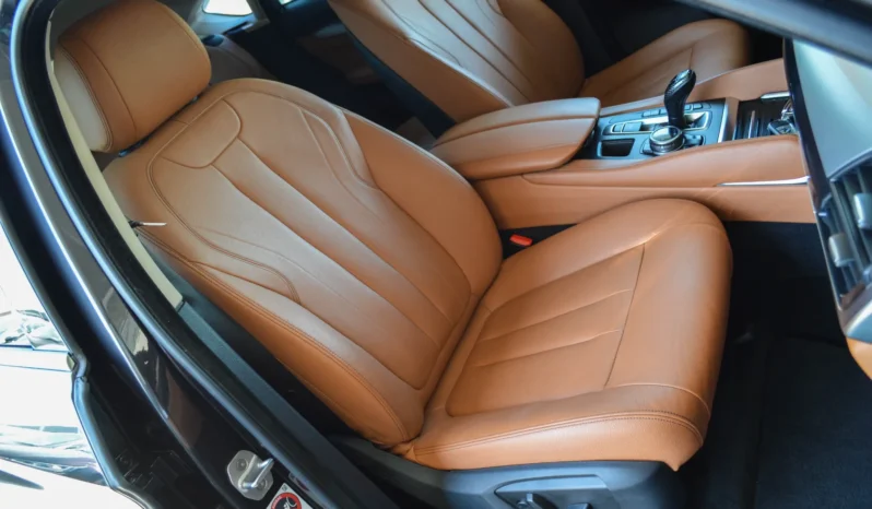 
								BMW X6 xDrive30d full									