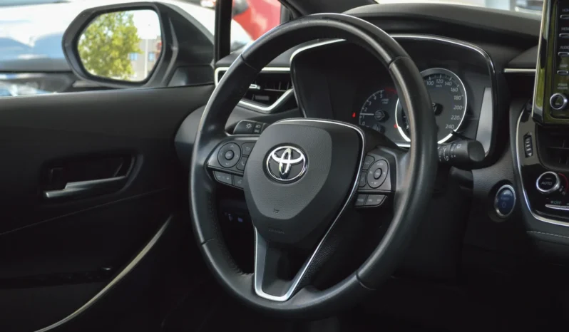 
								Toyota Corolla 1.8 HSD Business full									