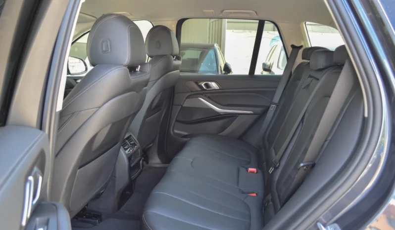 
								BMW X5 xDrive25d xLine full									