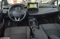 
										Toyota Corolla 1.8 HSD Business full									