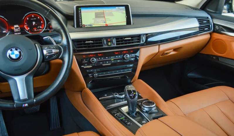 
								BMW X6 xDrive30d full									