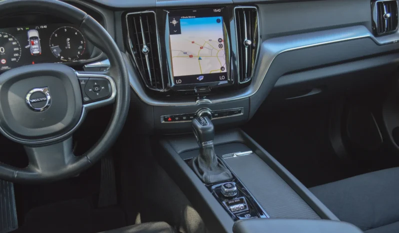 
								Volvo XC 60 D4 AWD Geartronic Momentum full									