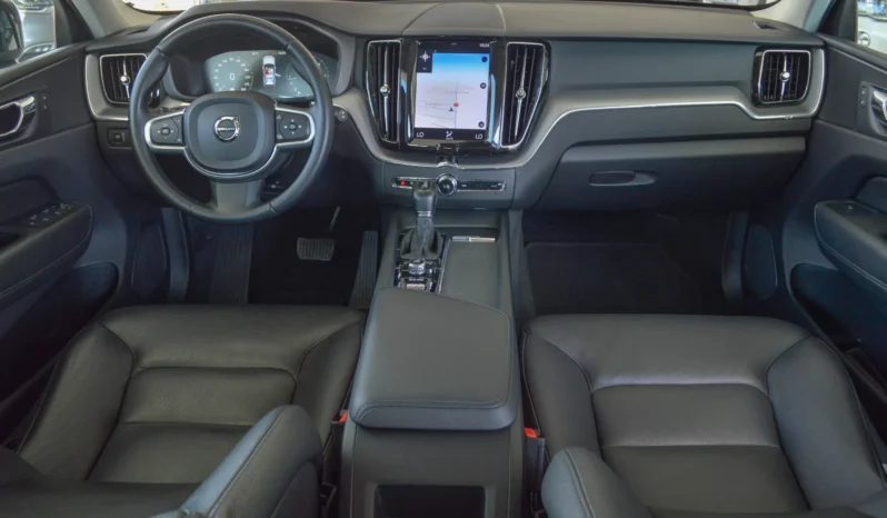 
								Volvo XC 60 D4 AWD Geartronic Momentum full									