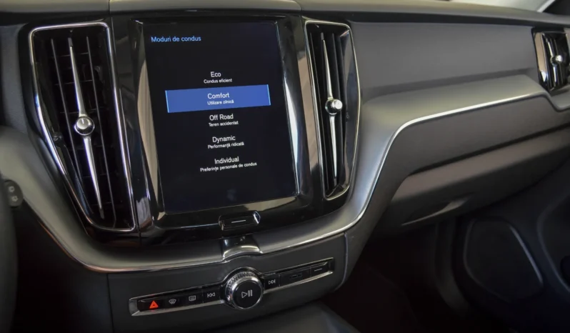 
								Volvo XC 60 D4 AWD Geartronic Momentum full									